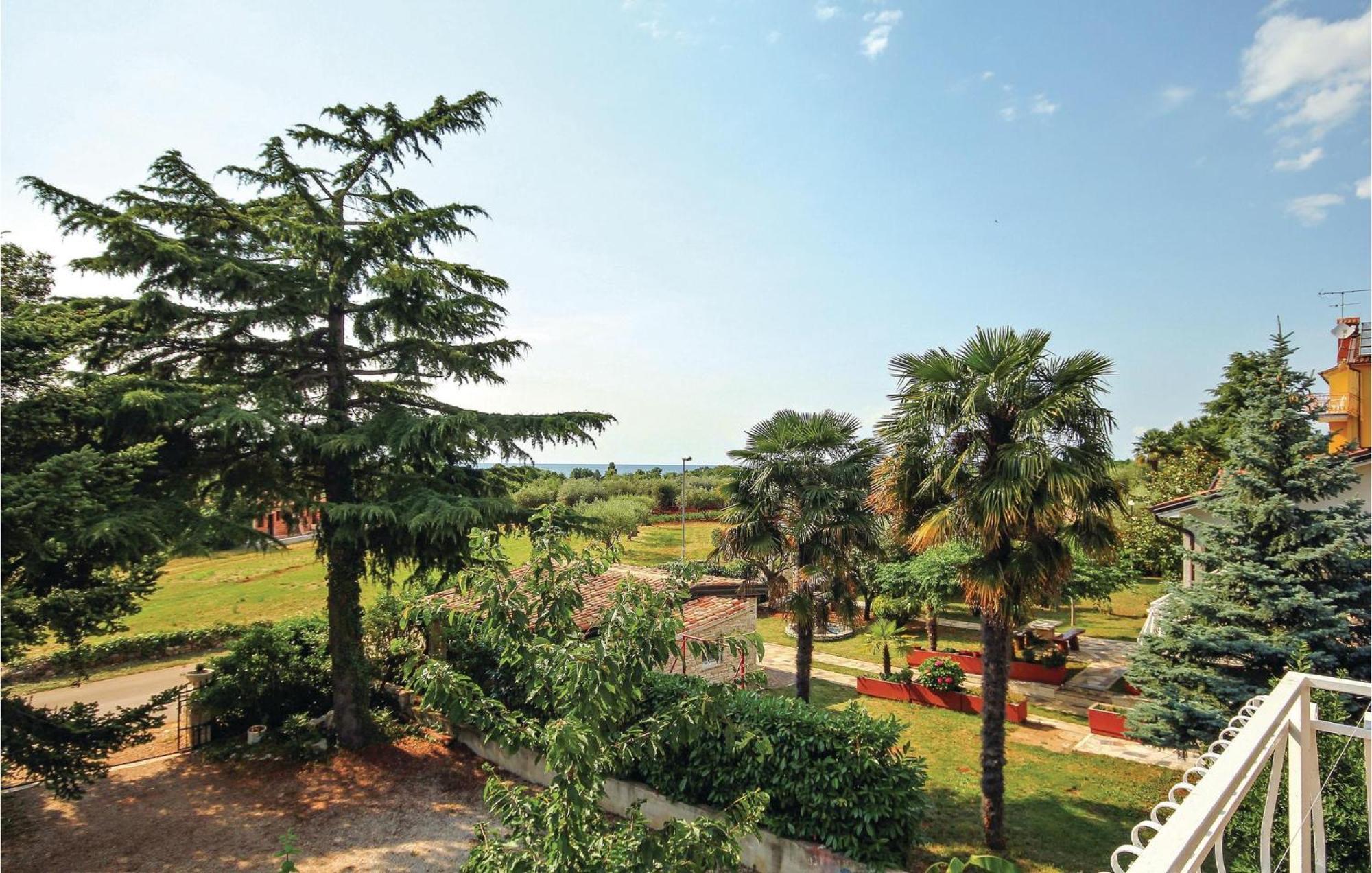 2 Bedroom Pet Friendly Apartment In Lovrecica Exterior photo